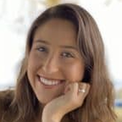 Julia - MedLife review