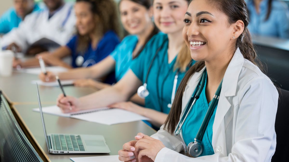 When Can You Expect Invitations for Med School Interviews? MedLife